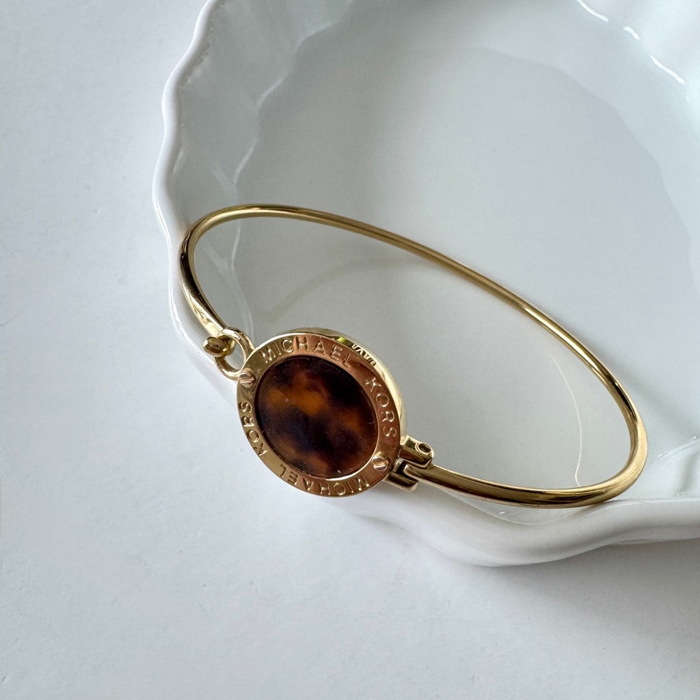 Michael Kors Gold Bracelet with Brown Accent